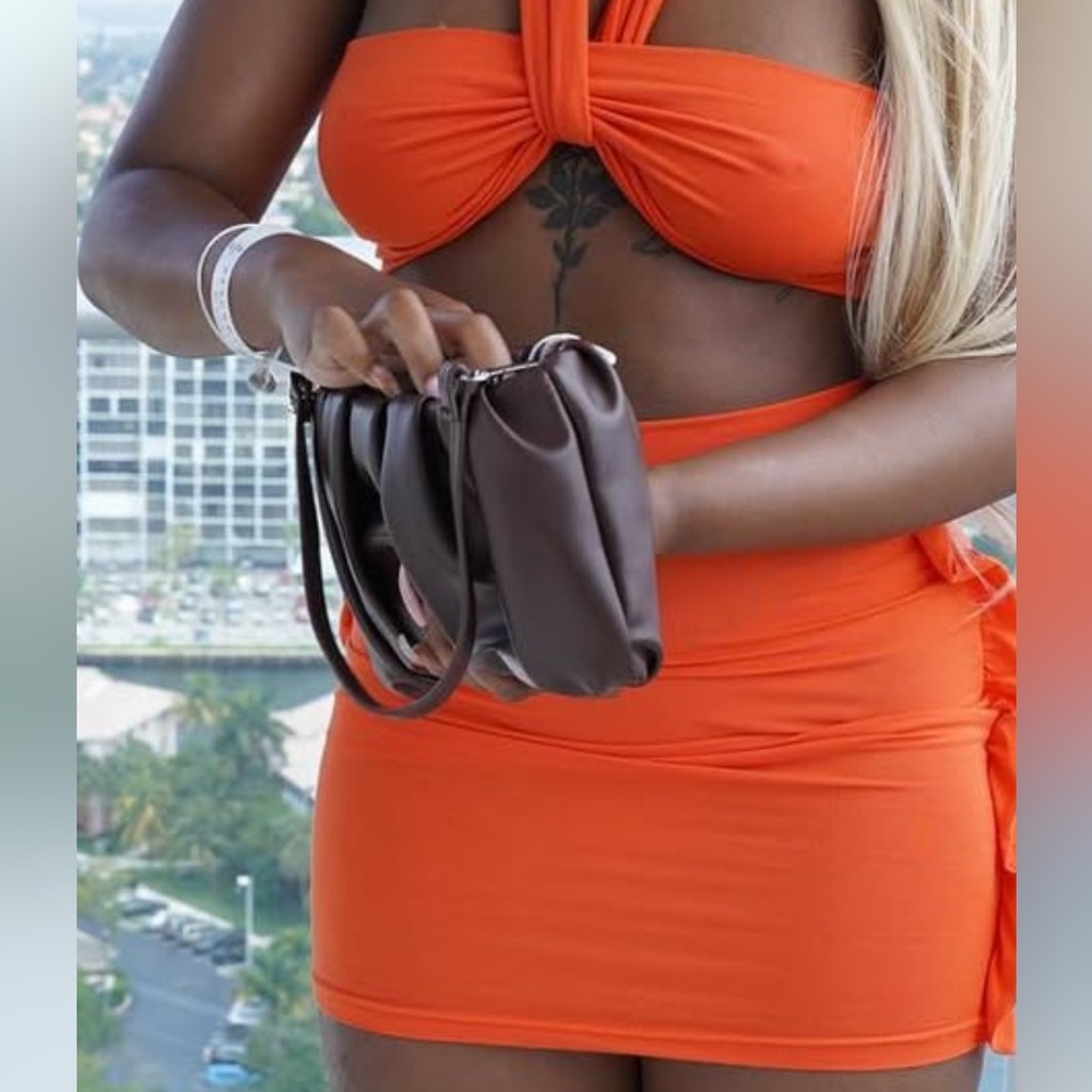 Chic Orange Mini Skirt Set - Picture 3 of 4